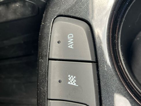 Used 2022 Chevrolet TrailBlazer RS image 28