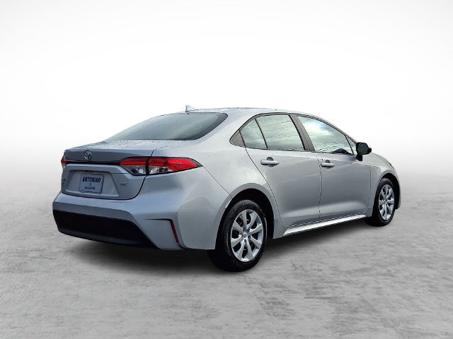 Used 2024 Toyota Corolla LE FWD image 6