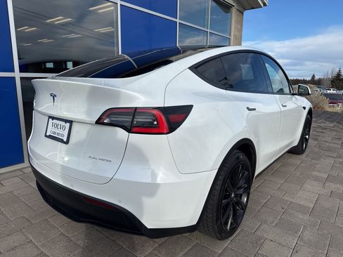 Used 2021 Tesla Model Y 2WD image 6