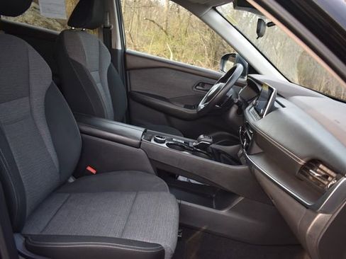 Used 2021 Nissan Rogue S image 12