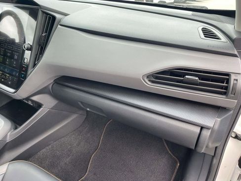 Used 2025 Subaru Crosstrek 2.5i Limited w/ Crosstrek Mirror Package image 24