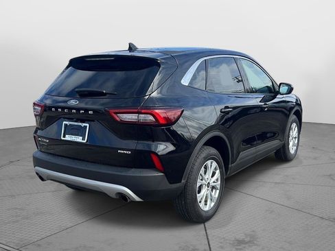 Used 2024 Ford Escape Active AWD/4WD image 7
