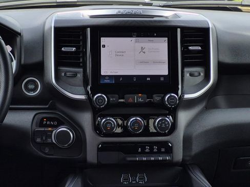 New 2026 RAM 1500 Express AWD/4WD image 15