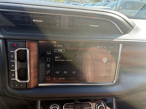 Used 2023 GMC Yukon Denali Ultimate image 24