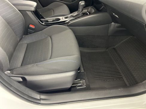 Used 2022 Toyota Corolla SE image 29