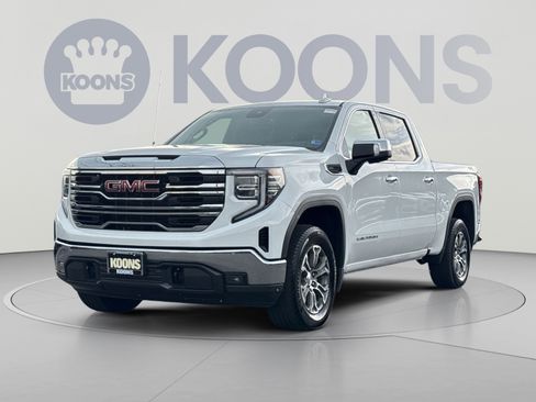 Used 2025 GMC Sierra 1500 SLT AWD/4WD image 1