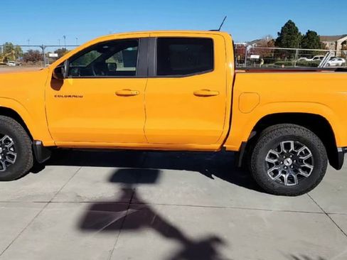 Used 2026 Chevrolet Colorado Z71 w/ Technology Package AWD/4WD image 42