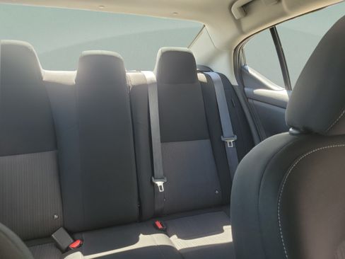 Used 2025 Nissan Sentra SV FWD image 12