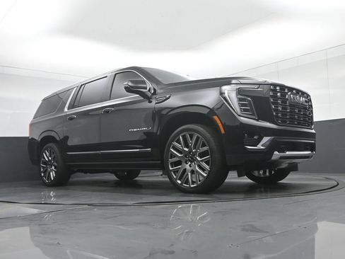 Used 2026 GMC Yukon XL Denali Ultimate AWD/4WD image 78