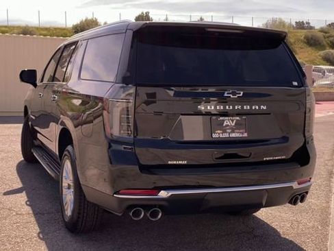 New 2026 Chevrolet Suburban Premier image 7