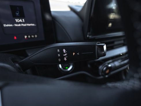 Used 2025 Honda Prologue Touring image 14