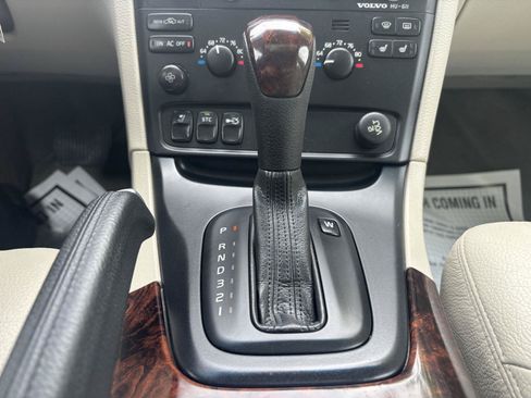 Used 2004 Volvo S80 2.9 FWD image 37