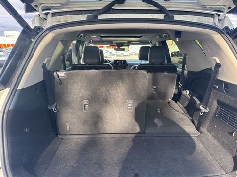 Certified 2023 Nissan Pathfinder SL w/ SL Premium Package image 14