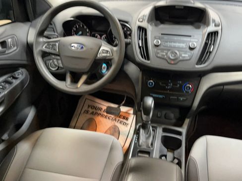 Used 2017 Ford Escape S image 23