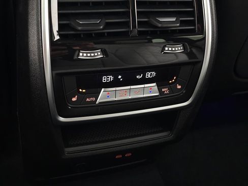 Used 2026 BMW X5 xDrive40i w/ Climate Comfort Package AWD/4WD image 33