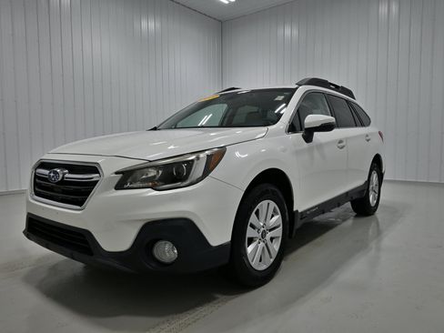 Used 2019 Subaru Outback 2.5i Premium AWD/4WD image 22
