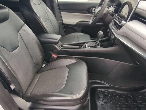 Used 2023 Jeep Compass Limited AWD/4WD image 25