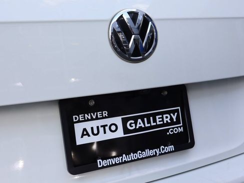 Used 2021 Volkswagen Tiguan SE w/ 3rd Row Seat Package AWD/4WD image 26