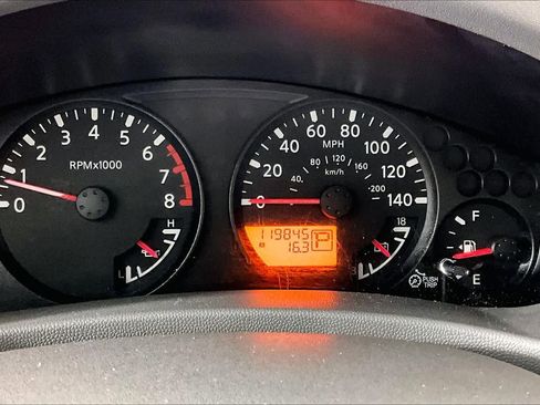 Used 2013 Nissan Frontier SV w/ SV Value Truck Pkg image 22