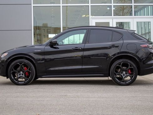 Used 2025 Alfa Romeo Stelvio Sprint w/ Veloce Package image 7