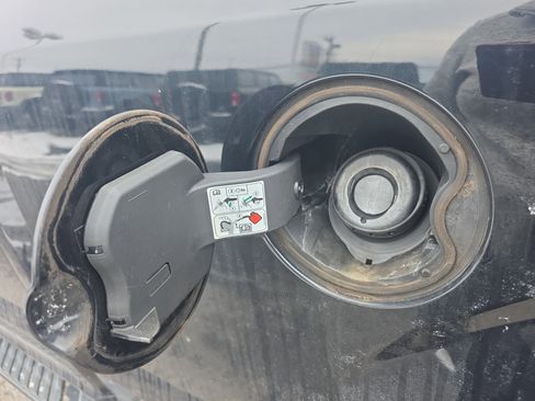 Used 2018 Ford F150 XLT w/ Equipment Group 302A Luxury image 14