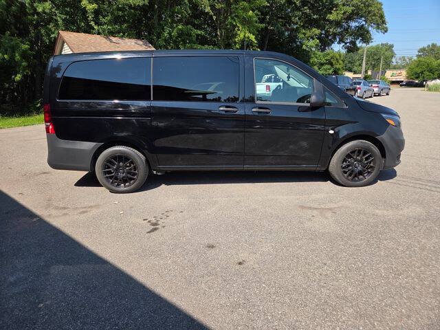 Used 2020 Mercedes-Benz Metris Passenger w/ Premium Safety Package image 7