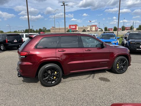 Used 2021 Jeep Grand Cherokee Trackhawk w/ Trailer Tow Group IV AWD/4WD image 7
