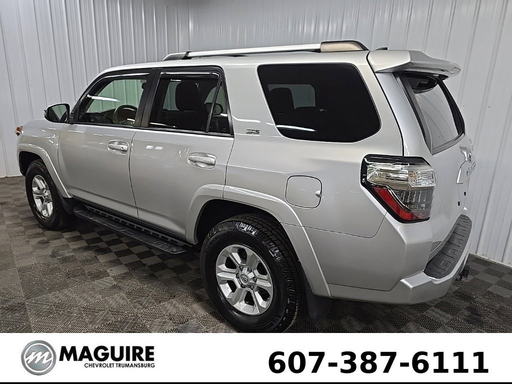 Used 2020 Toyota 4Runner SR5 Premium w/ Moonroof Package AWD/4WD image 9