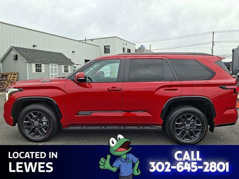 Used 2024 Toyota Sequoia Platinum image 7