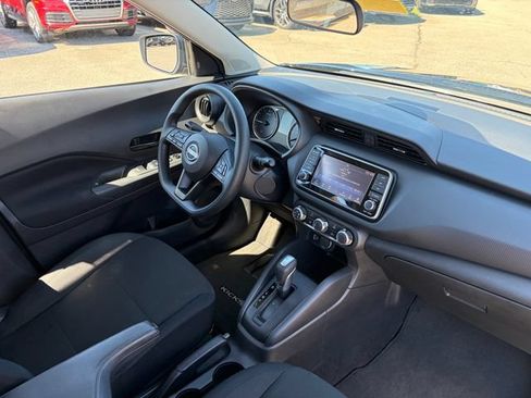 Used 2025 Nissan Kicks Play S FWD image 4