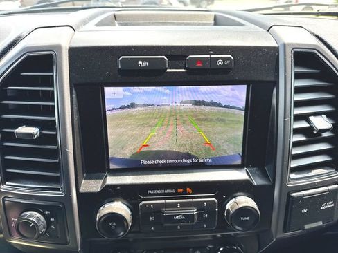Used 2020 Ford F150 XLT w/ Equipment Group 302A Luxury AWD/4WD image 15
