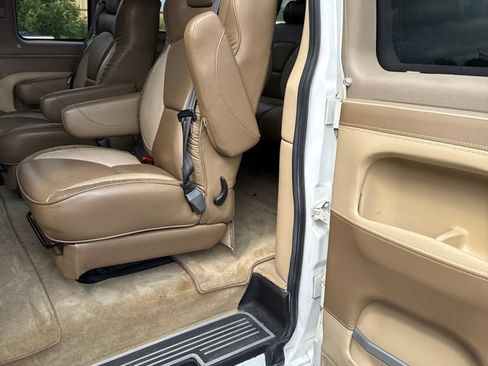 Used 2014 Chevrolet Express 1500 AWD image 55