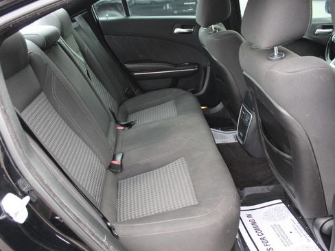 Used 2018 Dodge Charger SXT Plus image 10
