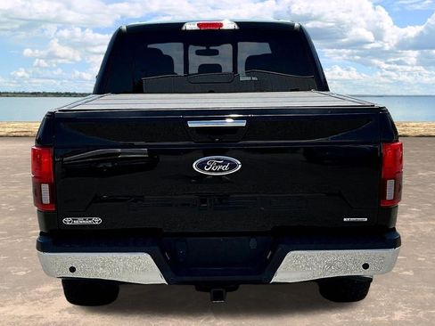 Used 2019 Ford F150 Lariat w/ Equipment Group 502A Luxury AWD/4WD image 8