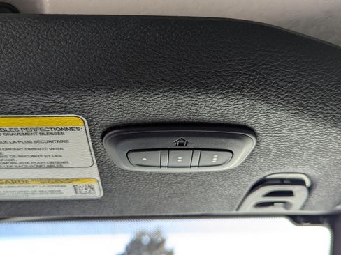 Used 2024 Jeep Wrangler Sport S image 27