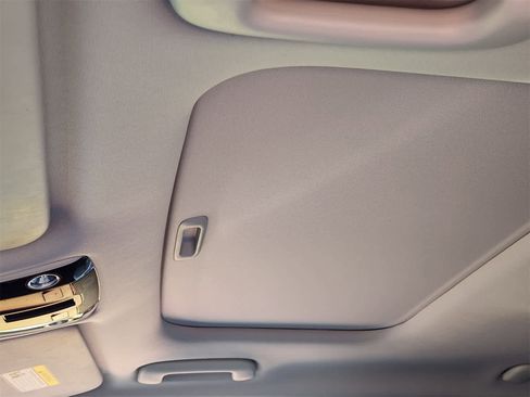 Certified 2023 Kia Seltos SX w/ SX Sunroof Package image 23