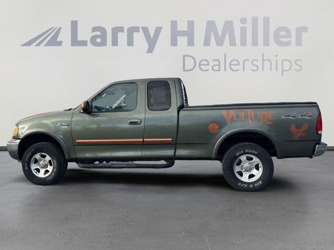 Used 2002 Ford F150 Lariat image 5