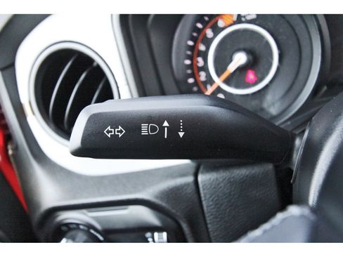 Used 2025 Jeep Wrangler Unlimited Sport AWD/4WD image 20