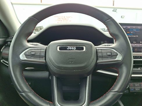 Certified 2022 Jeep Compass Trailhawk w/ Trailhawk Elite Group image 21