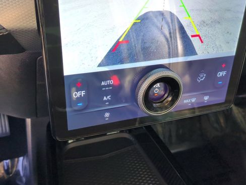 Used 2023 Ford Mustang Mach-E Select image 25