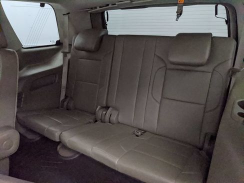 Used 2016 GMC Yukon SLT w/ Enhanced Security Package AWD/4WD image 16