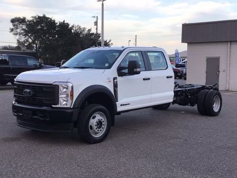 New 2026 Ford F550 4x4 Crew Cab Super Duty image 2