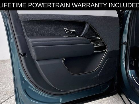 Used 2025 Land Rover Range Rover Sport Dynamic SE AWD/4WD image 24