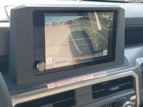 Used 2025 Toyota Tacoma SR5 image 27