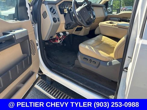 Used 2013 Ford F250 Lariat w/ Chrome Pkg RWD image 12