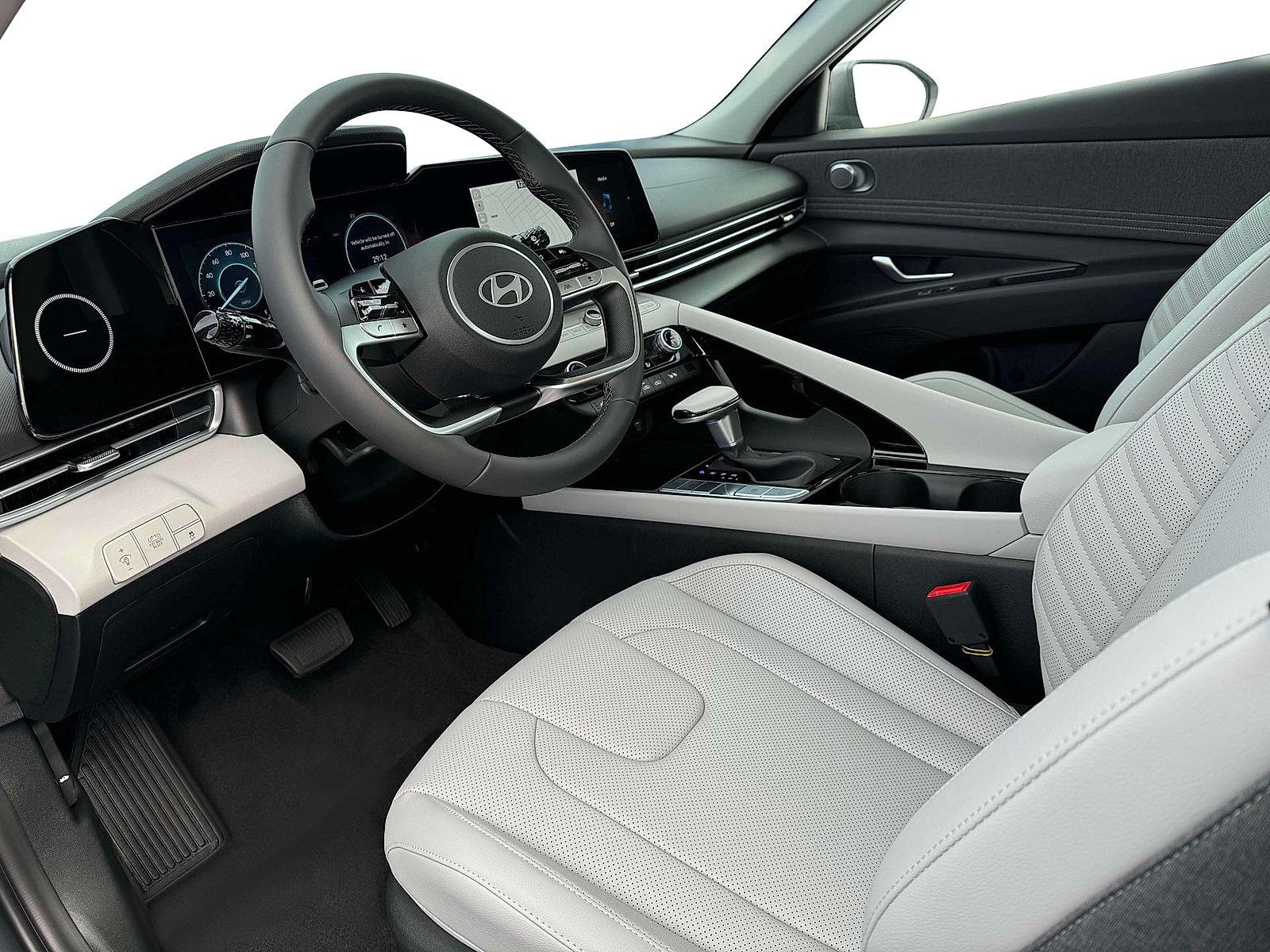 Used 2025 Hyundai Elantra Limited FWD image 15