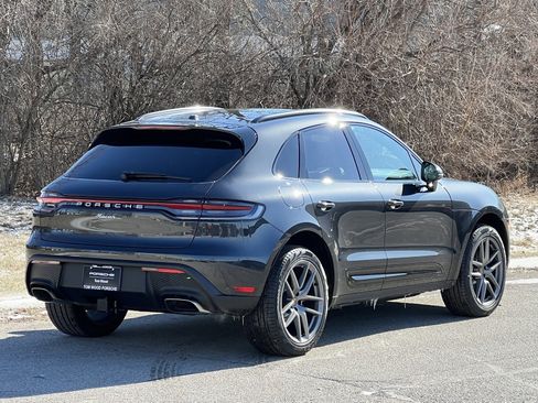 New 2026 Porsche Macan image 6