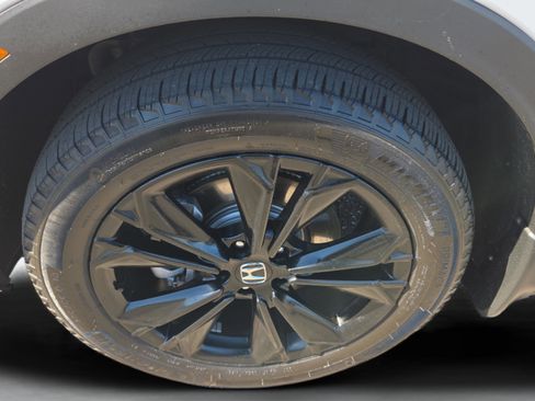 Used 2025 Honda CR-V Sport Touring image 10