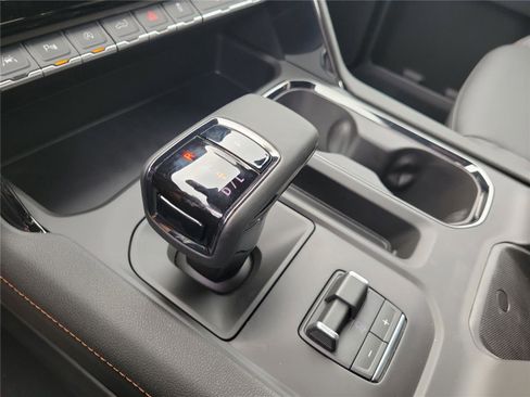 New 2026 GMC Sierra 1500 AT4 w/ AT4 Premium Package AWD/4WD image 29