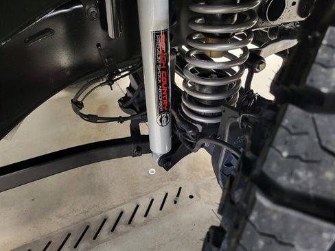 Used 2020 Jeep Wrangler Unlimited Sport image 17